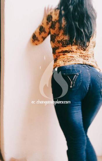 Linda WUAMBRA de 18 años hoy de estreno