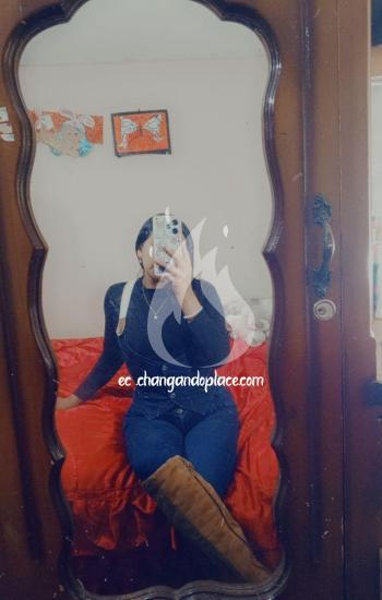 19 años  Me dedico por el momento al cuidado de niños